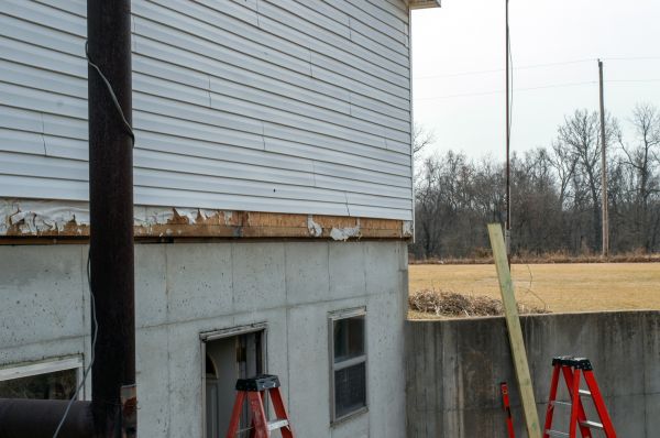 House Foundation Leveling in Valparaiso